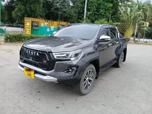 Toyota Hilux 2020 Gray