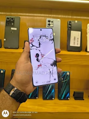 Realme GT 6 512 GB Gold