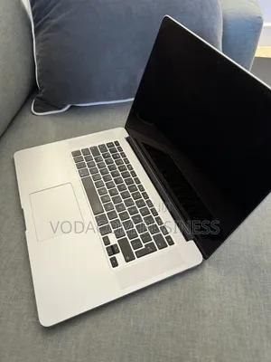 Laptop Apple MacBook Pro 2015 8GB Intel Core i7 SSD 256GB