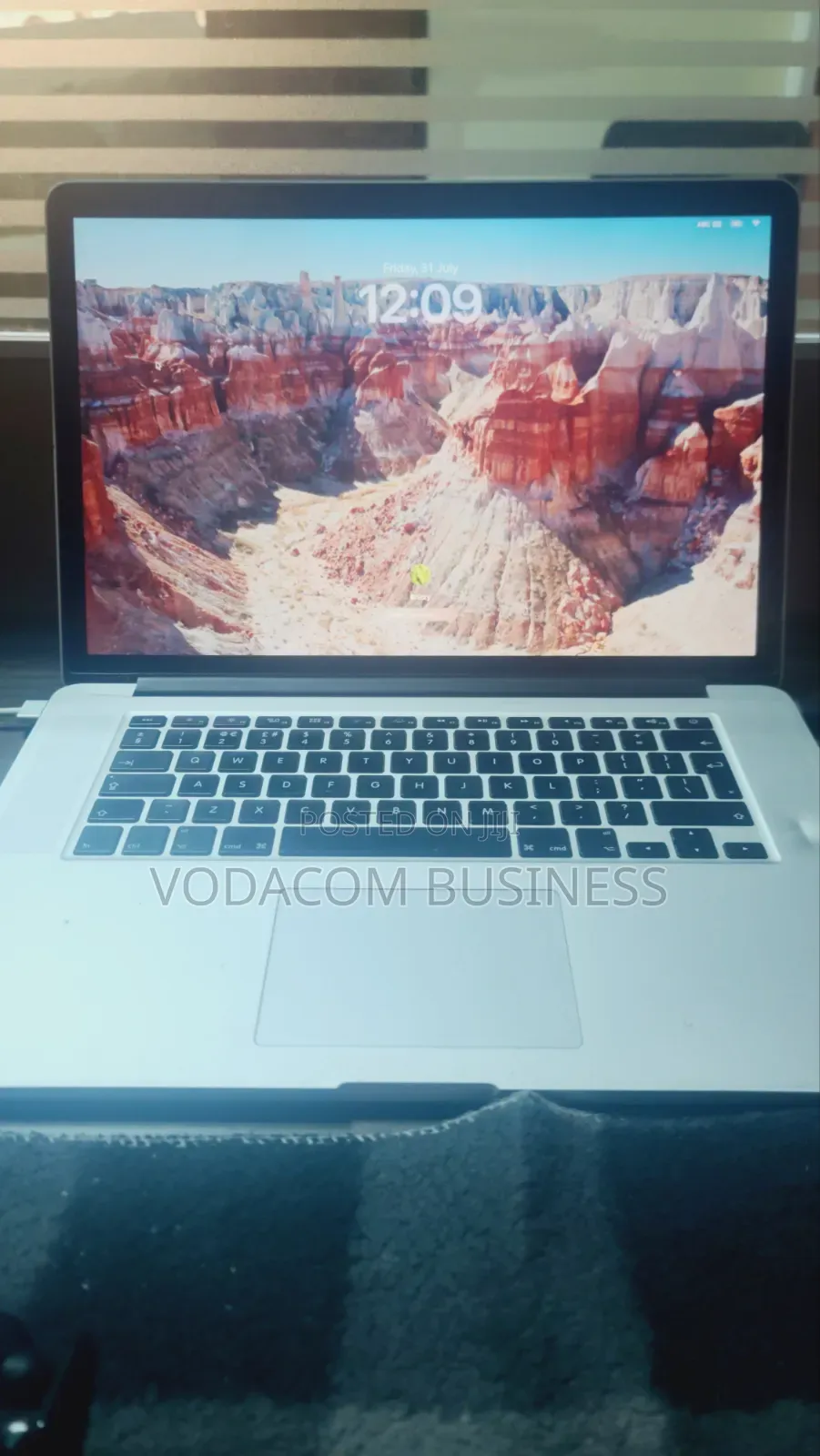 Laptop Apple MacBook Pro 2015 8GB Intel Core i7 SSD 256GB