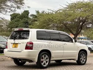 Toyota Kluger 2004 Pearl