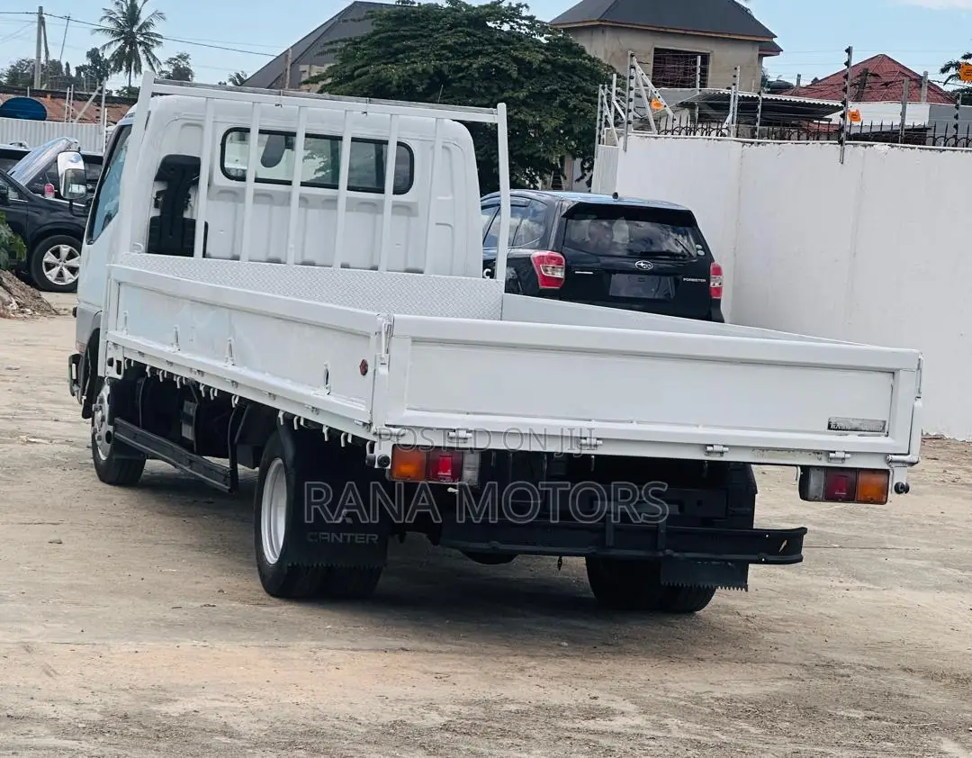 Long Mitsubishi Canter Automatic