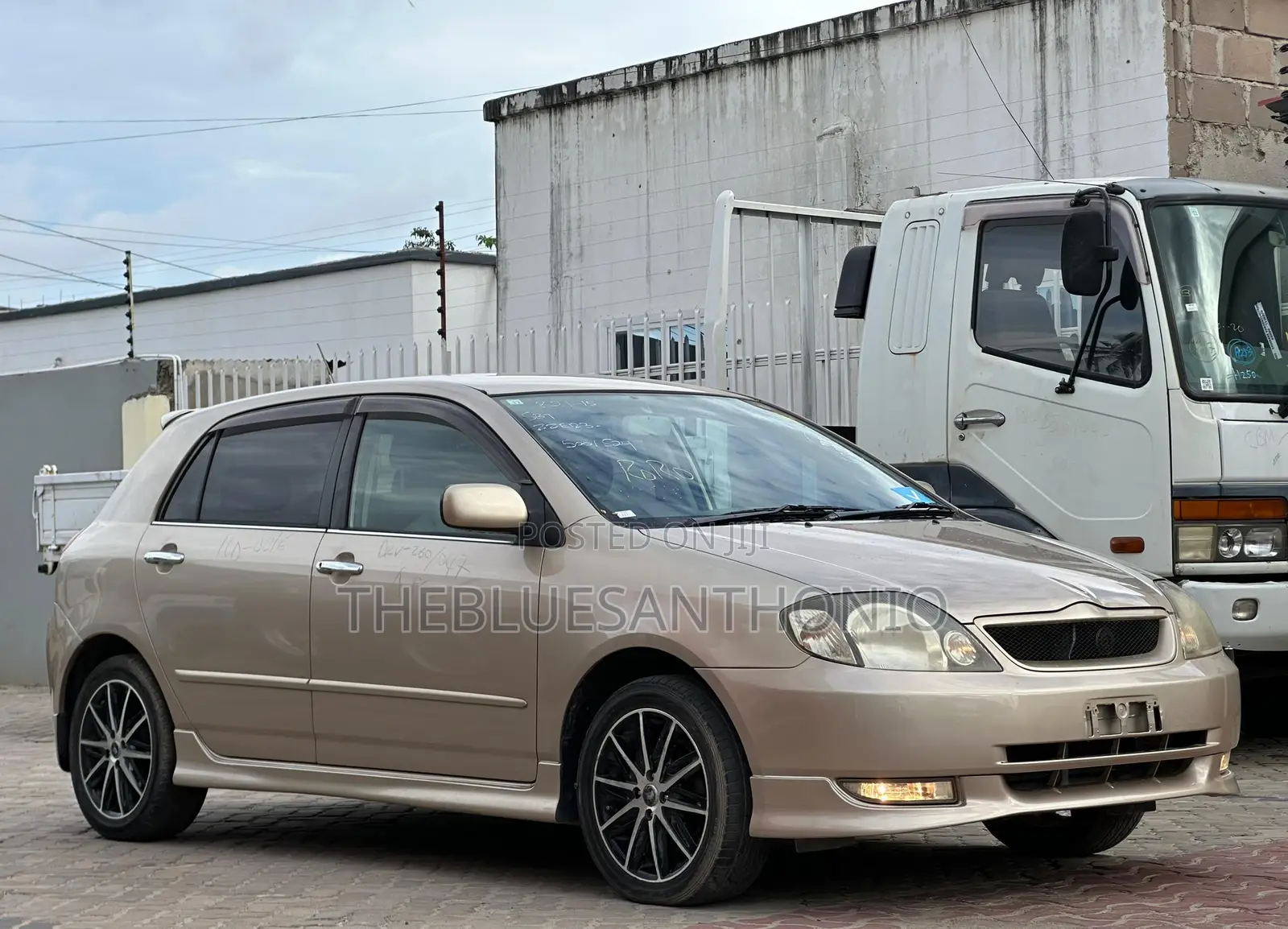 Toyota Allex 2005 Gold
