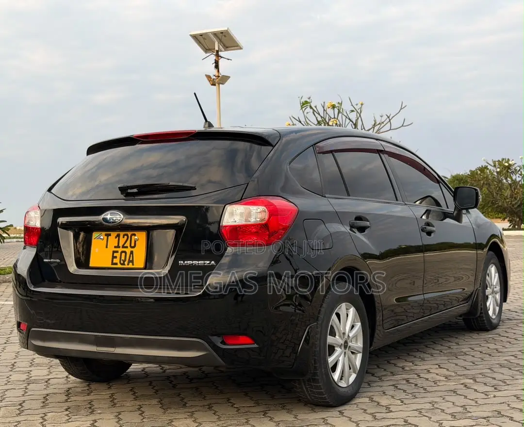 Subaru Impreza 2.0i Hatchback 2012 Black