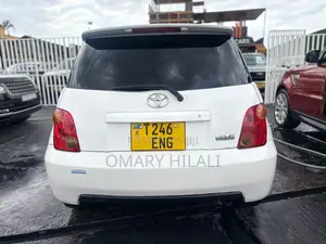 Toyota IST 2005 White