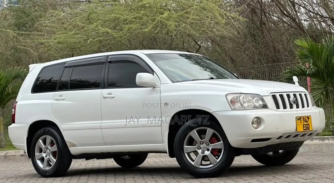 Toyota Kluger 2003 White