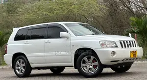 Toyota Kluger 2003 White