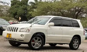 Toyota Kluger 2003 White