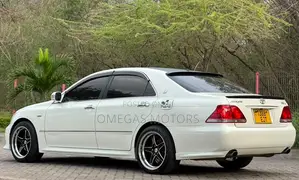 Toyota Crown 2004 White