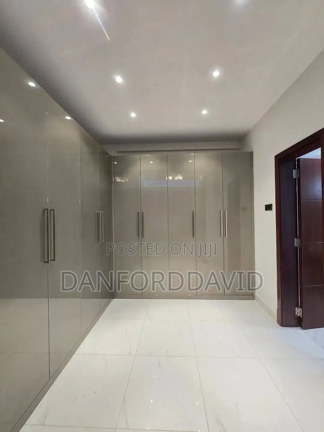 Furnished 2bdrm Apartment in Masaki Pensula for rent