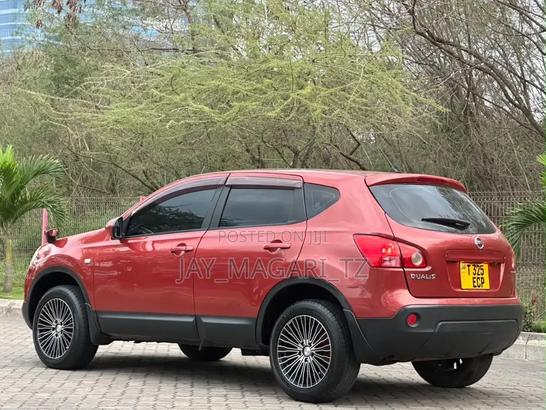 Nissan Dualis 2008 Maroon