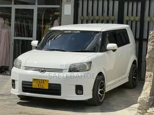 Toyota Corolla Rumion Hatchback 1.5 FWD 2009 White