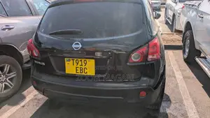 Nissan Dualis 2011 Black