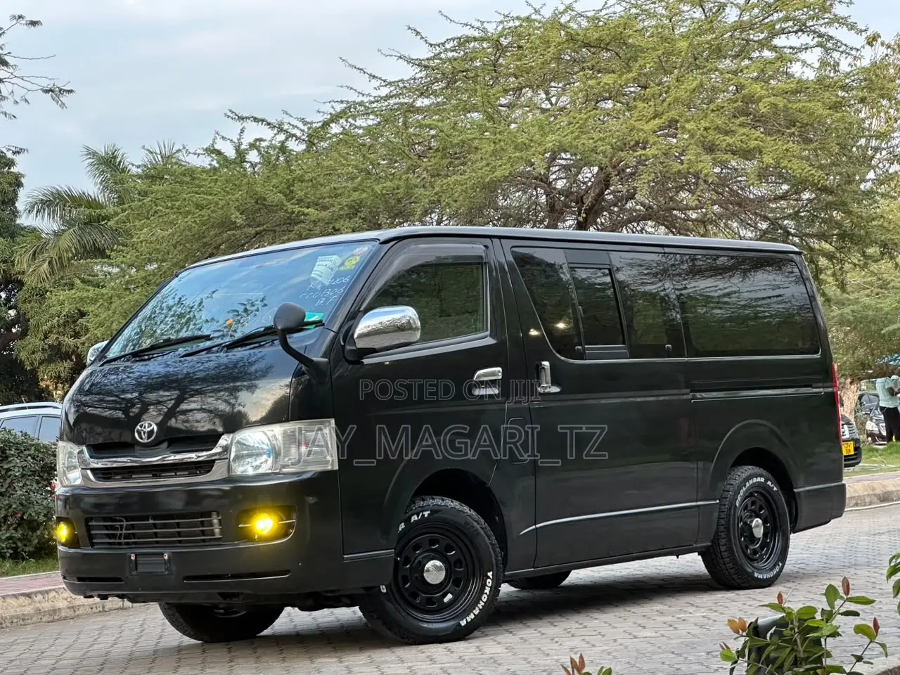 Toyota HiAce 2007 Black