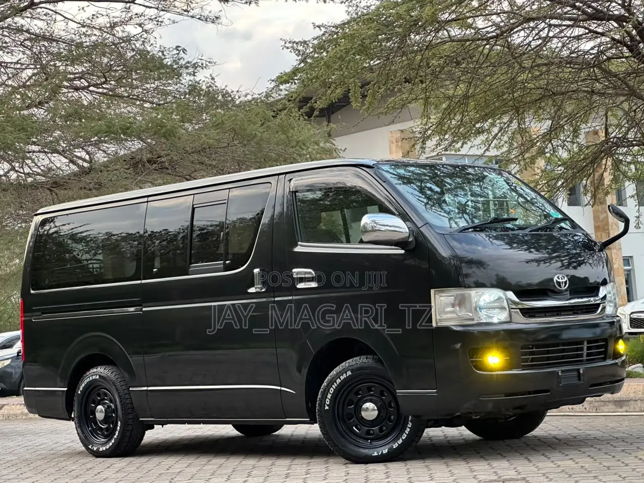 Toyota HiAce 2007 Black