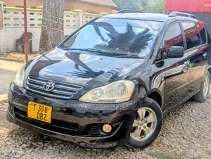 Toyota Ipsum 2005 Black