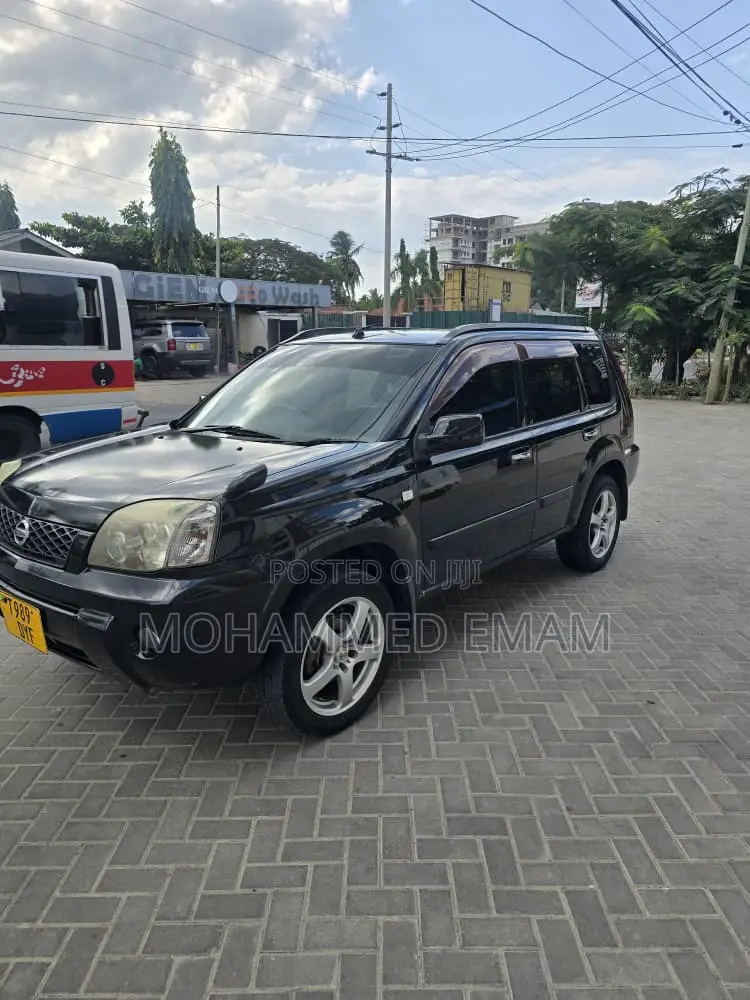 Nissan X-Trail Automatic 2005 Black