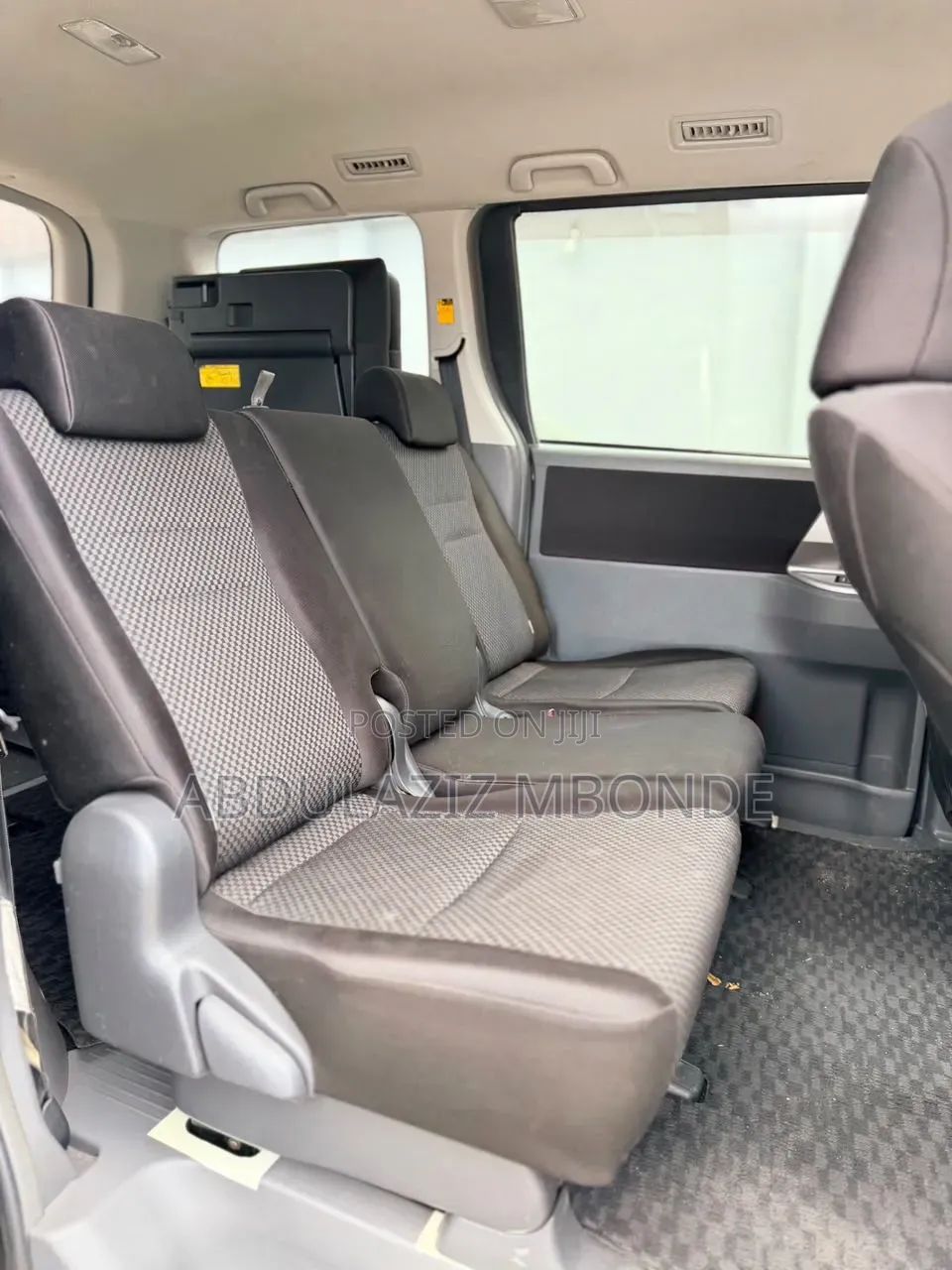 Toyota Noah 2020 Silver