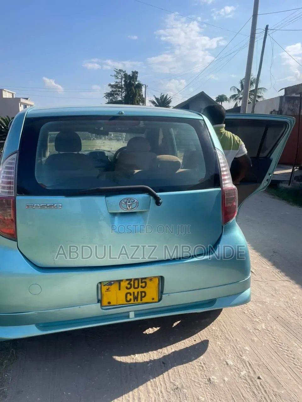 Toyota Passo 2011 Green