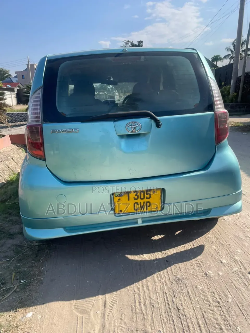 Toyota Passo 2011 Green