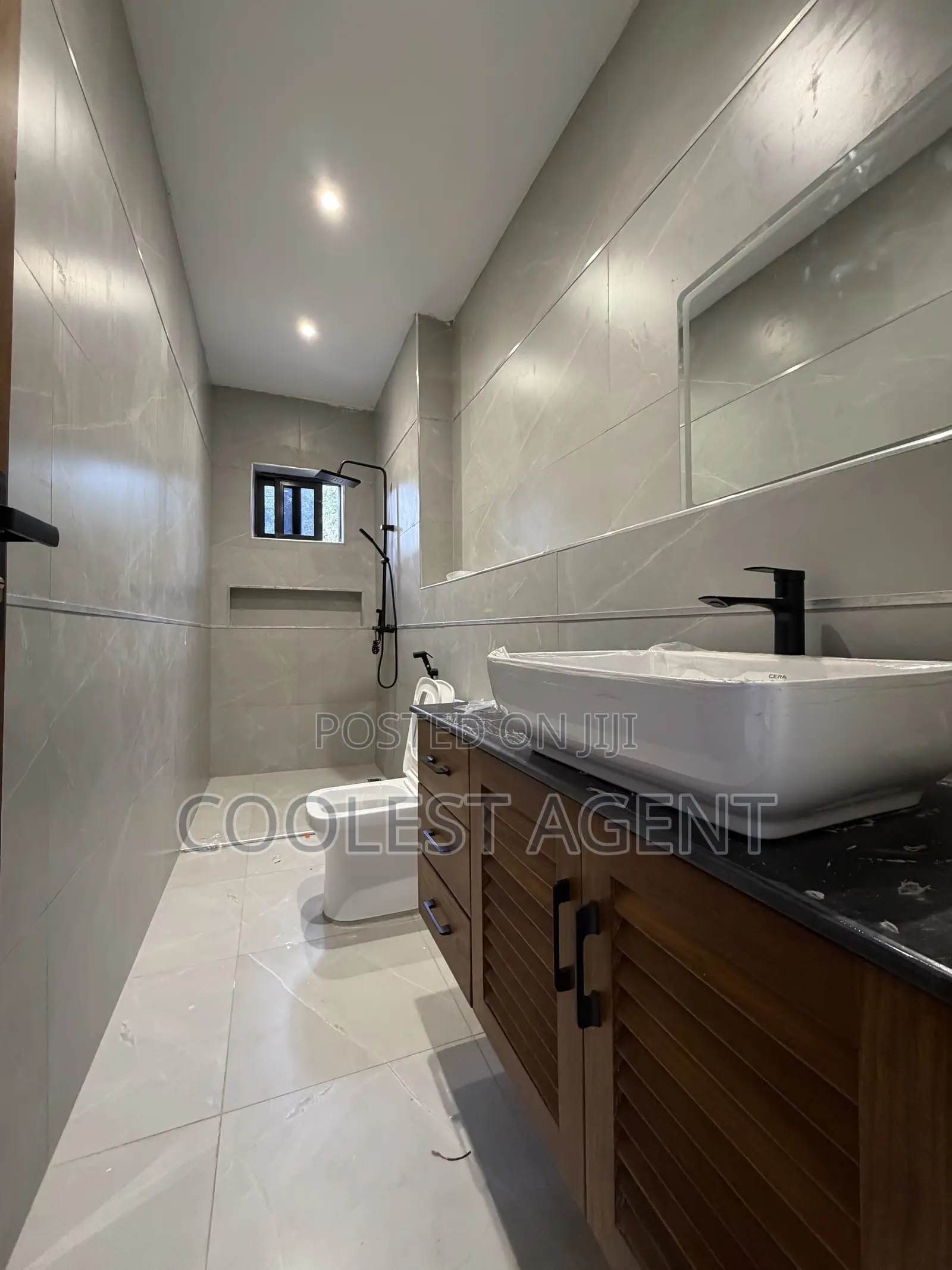 Furnished 4bdrm Villa in Coolest Estate, Masaki for rent