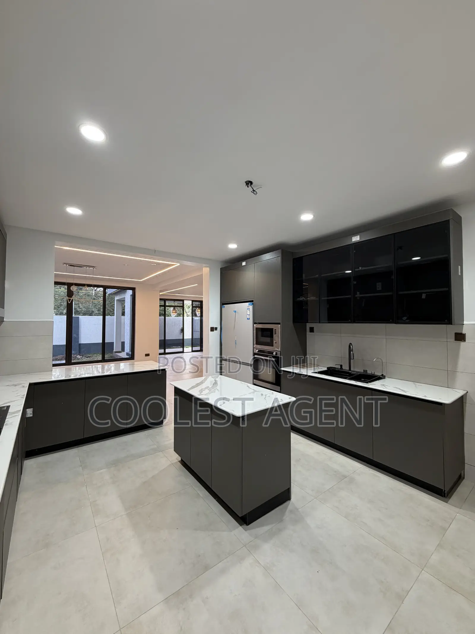 Furnished 4bdrm Villa in Coolest Estate, Masaki for rent