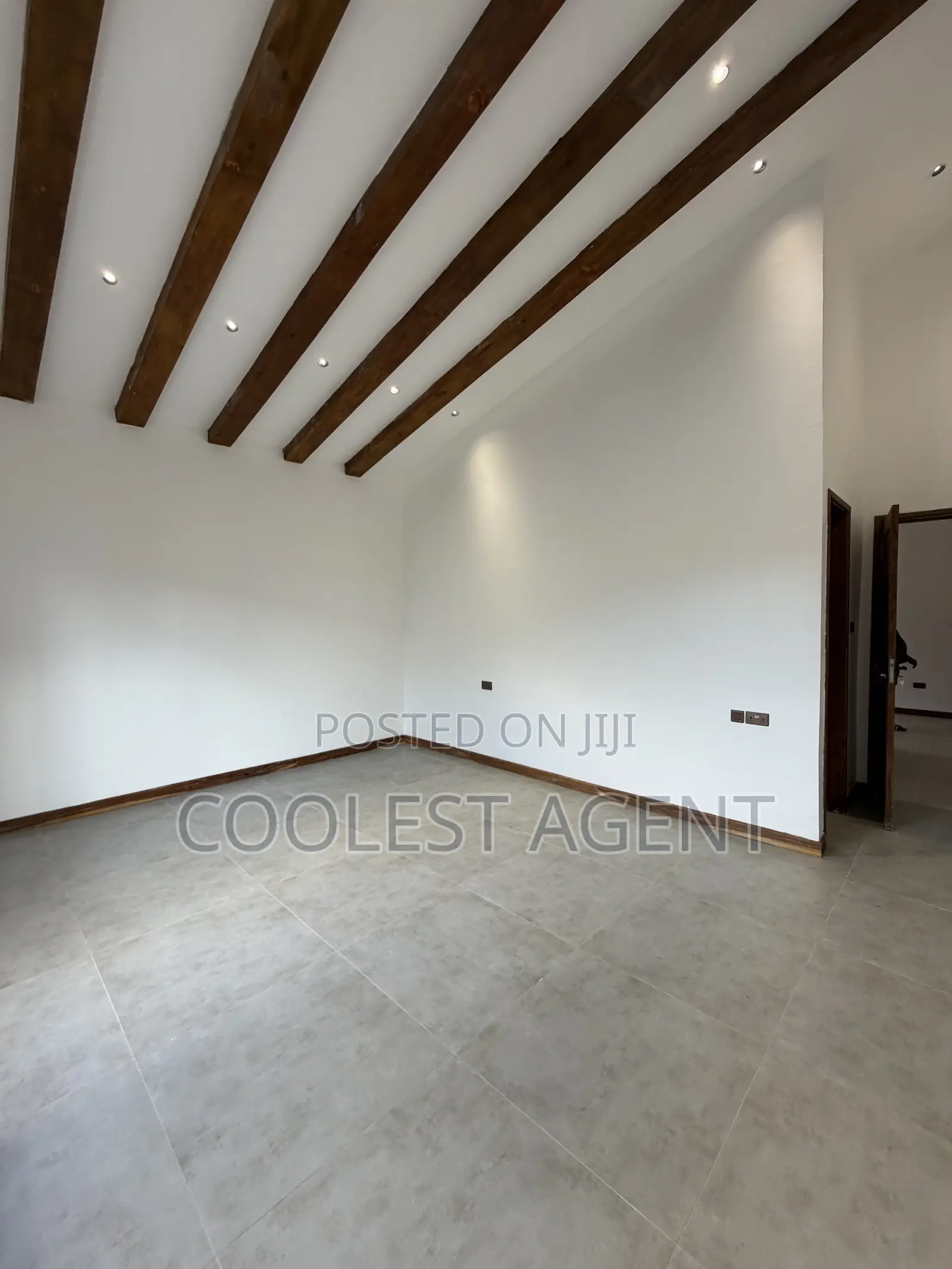 Furnished 4bdrm Villa in Coolest Estate, Masaki for rent
