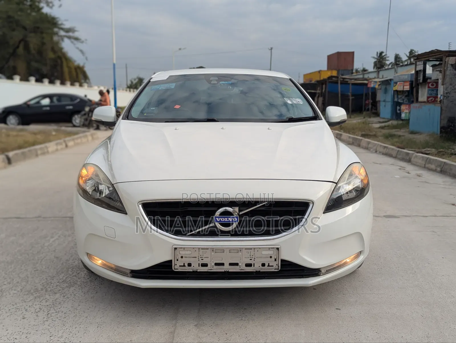 Volvo V40 2016 White