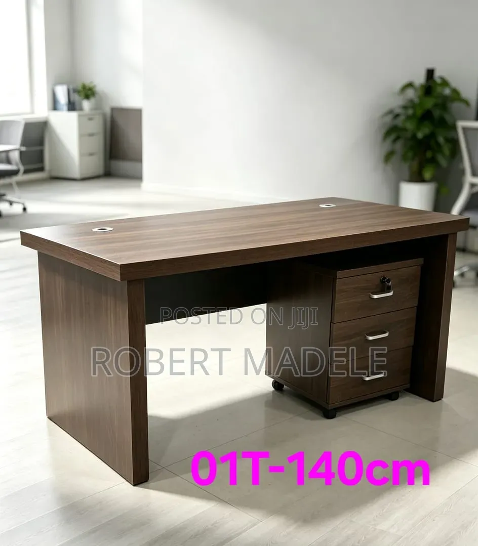 Meza Office Desk