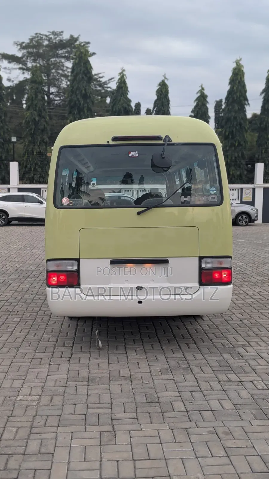 Toyota Coaster 2005 Yellow