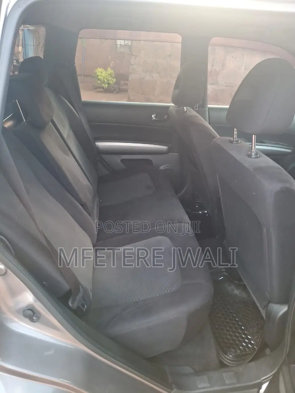 Nissan X-Trail 2010 Gray