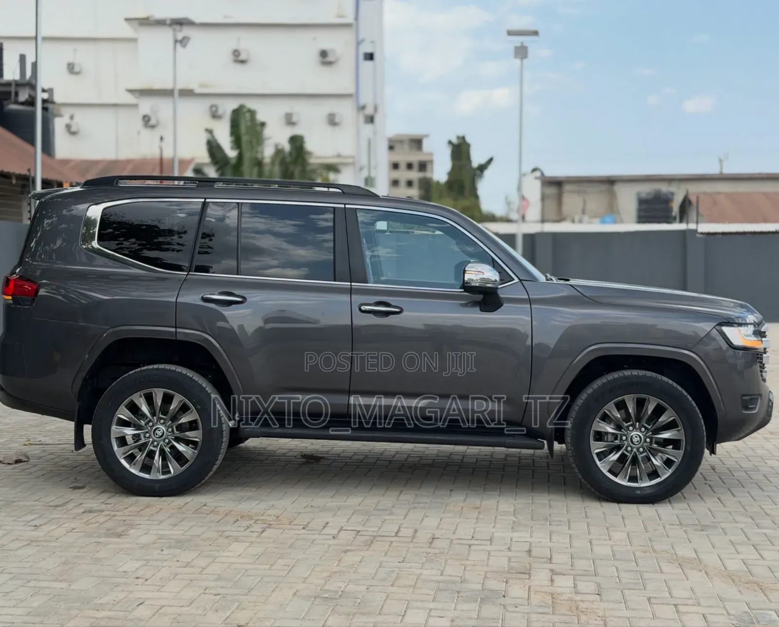 Toyota Land Cruiser 2024 Burgundy