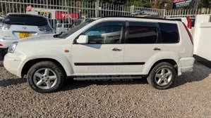 Nissan X-Trail 2005 White
