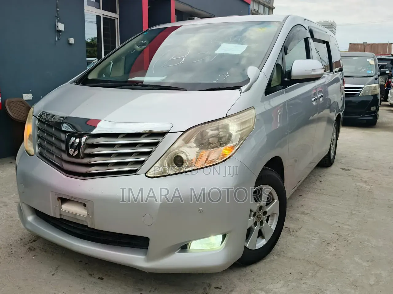 Toyota Alphard 2009 Silver