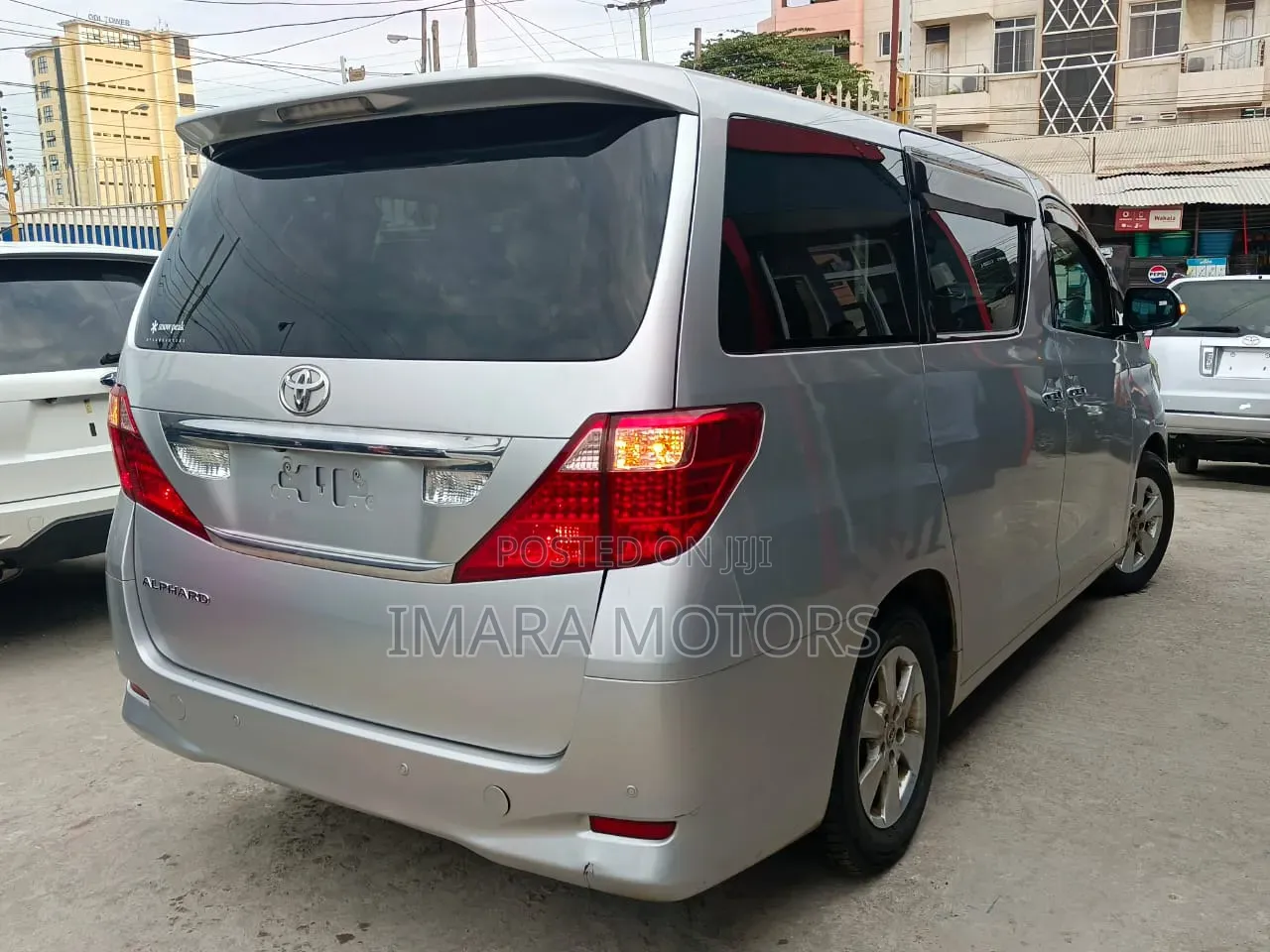Toyota Alphard 2009 Silver
