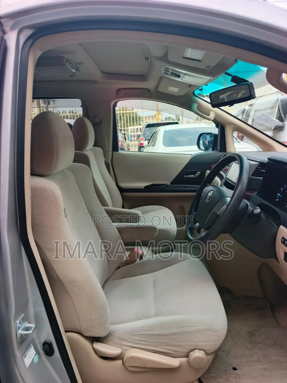 Toyota Alphard 2009 Silver