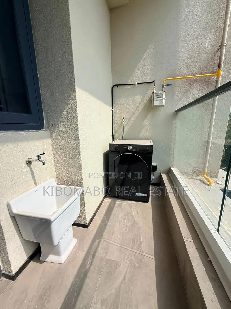 Furnished 3bdrm Apartment in Masaki for rent