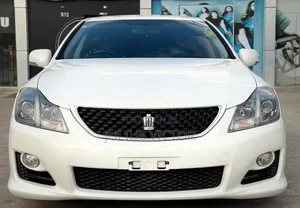 Toyota Crown 2009 White