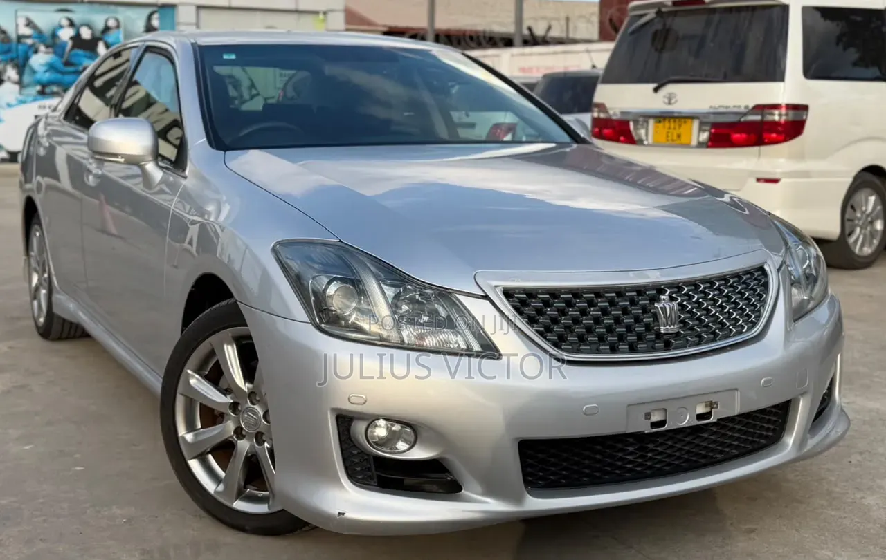 Toyota Crown 2008 Silver