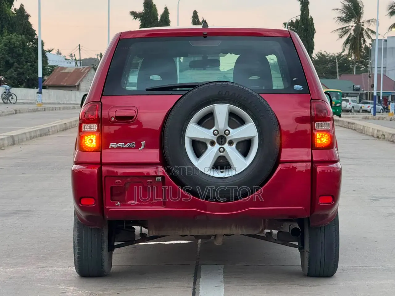 Toyota RAV4 2005 Red