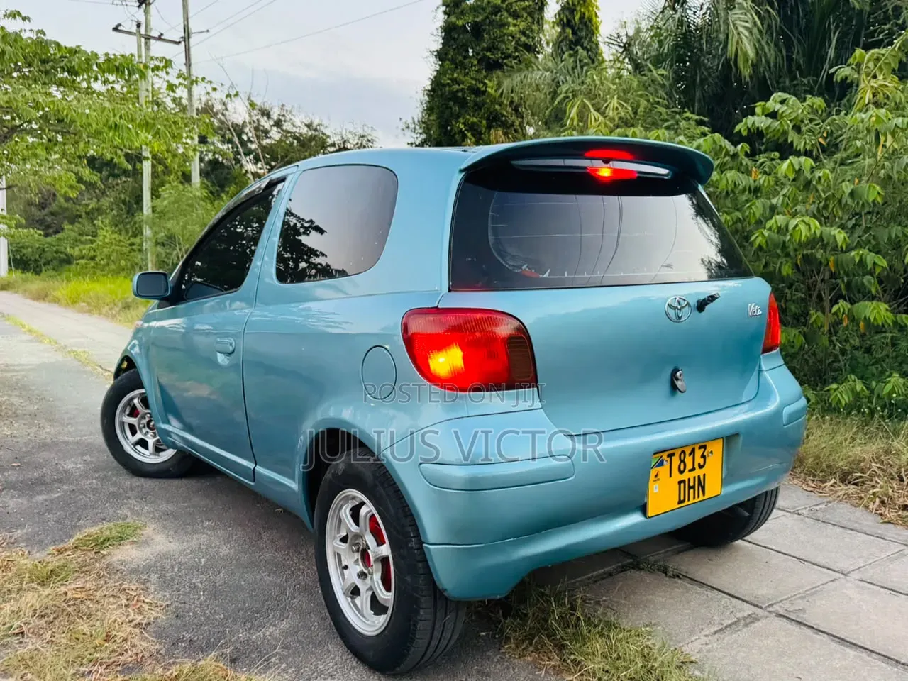 Toyota Vitz 2003 Blue