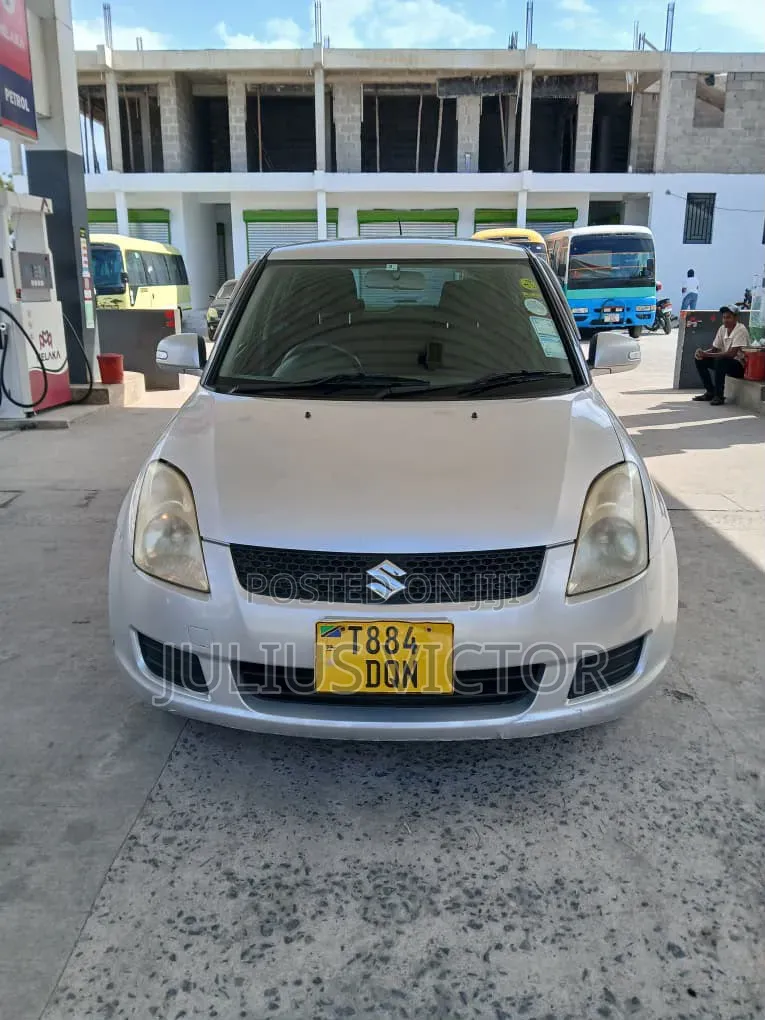 Suzuki Swift 2003 Silver