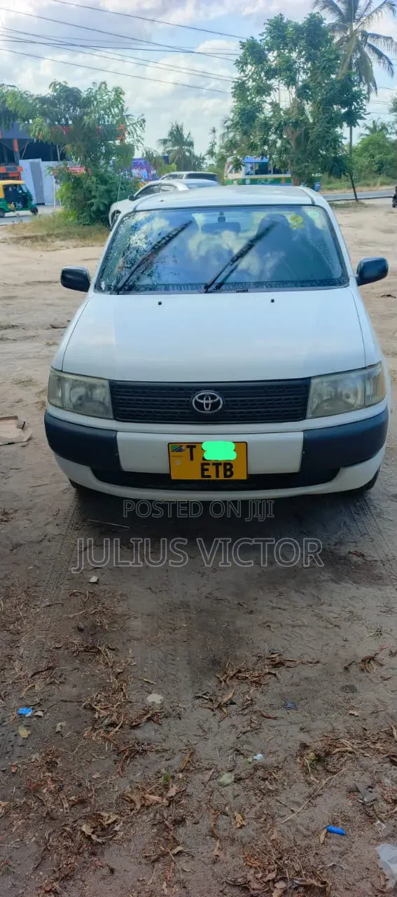 Toyota Probox 2007 White