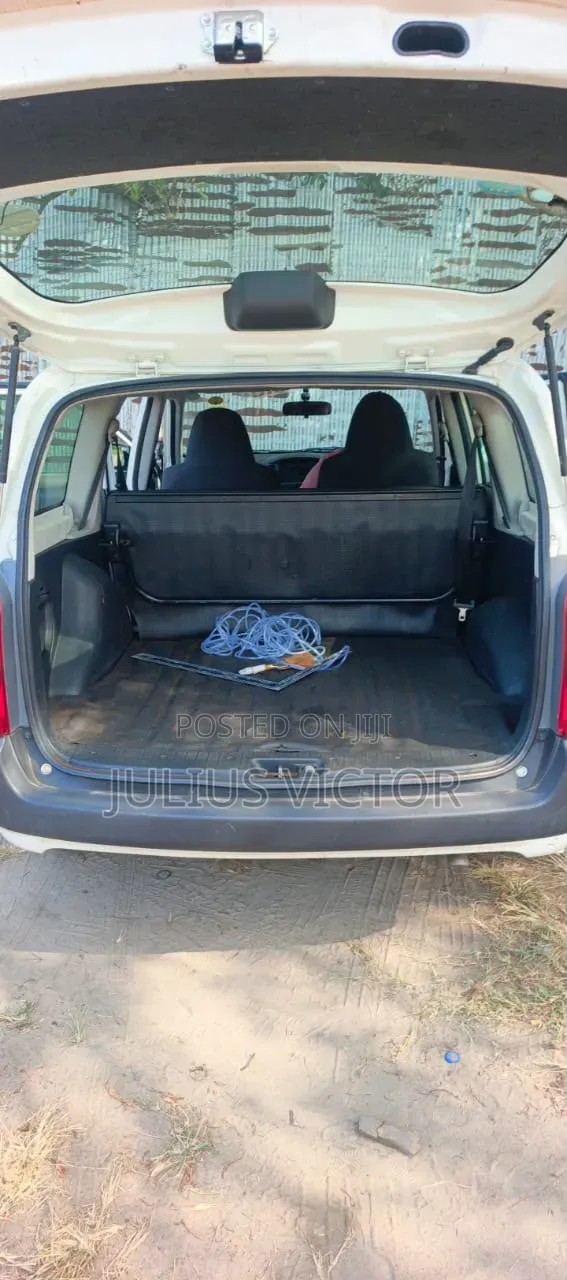Toyota Probox 2007 White