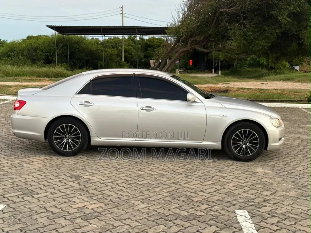 Toyota Mark X 2006 Silver