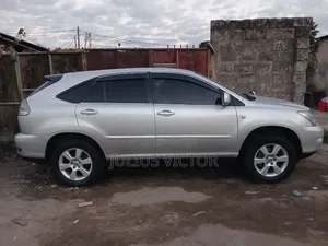 Toyota Harrier 2005 Silver