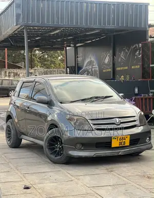 Toyota IST 2006 Gray
