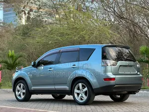 Mitsubishi Outlander 2005 Blue