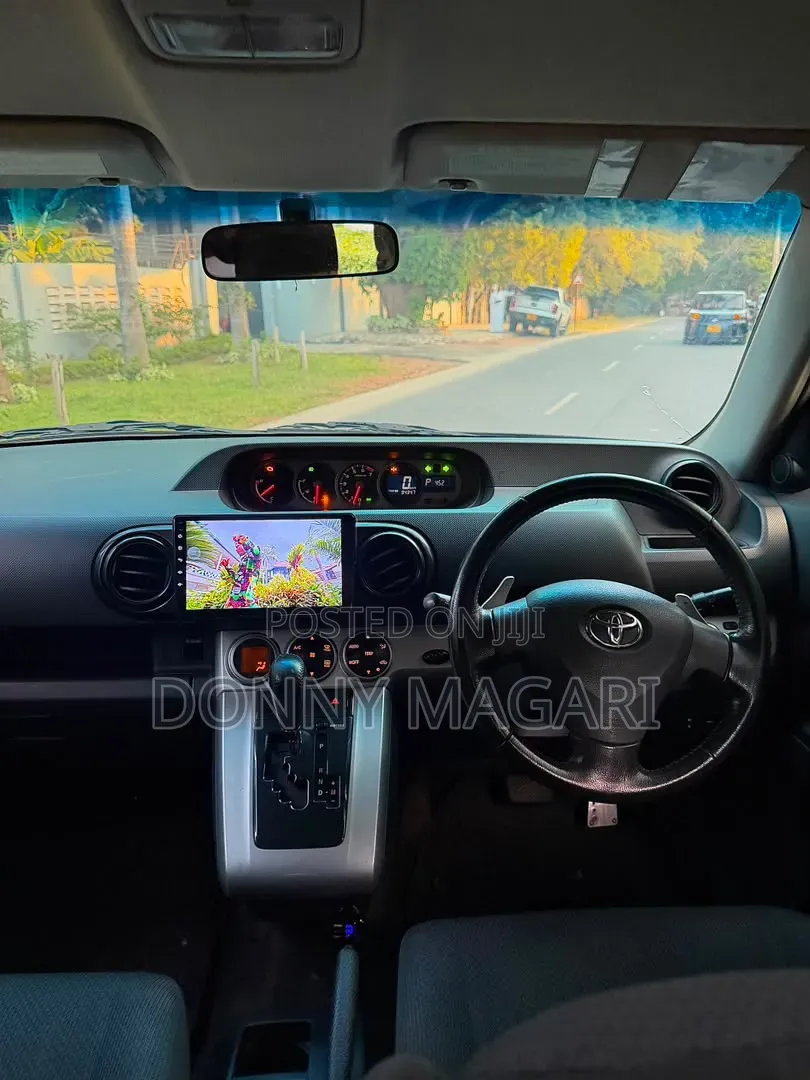 Toyota Corolla Rumion 2009 Black
