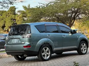 Mitsubishi Outlander 2005 Blue